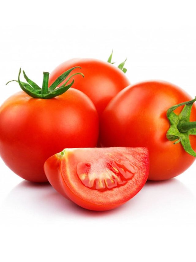 Read more about the article Why Tomatoes Should Be a Staple in Your Diet